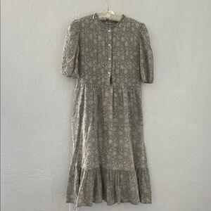 Beau & Ro Annika Dress Sz S Sage Floral Maxi Dress, Size Small